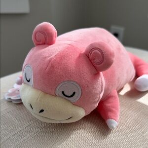 Pokemon Slowpoke Plush NWT